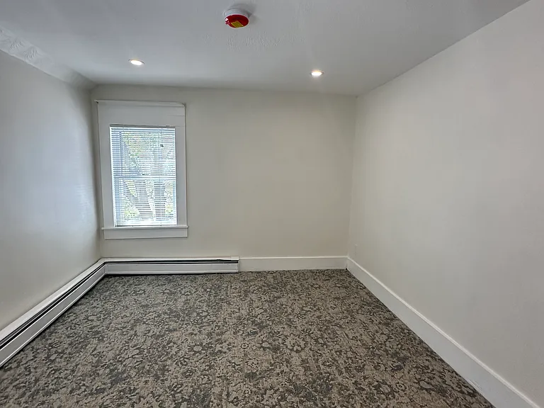 6 Griffin Ave — Photo 11