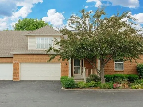 7025 Greensview Village Dr, Canal Winchester, OH 43110