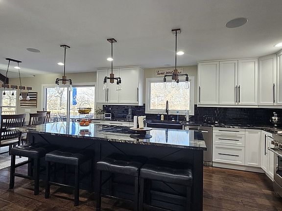 3rd image of 3N805 Townhall Rd