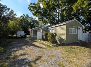 7689 Oswego Rd, Liverpool, NY 13090