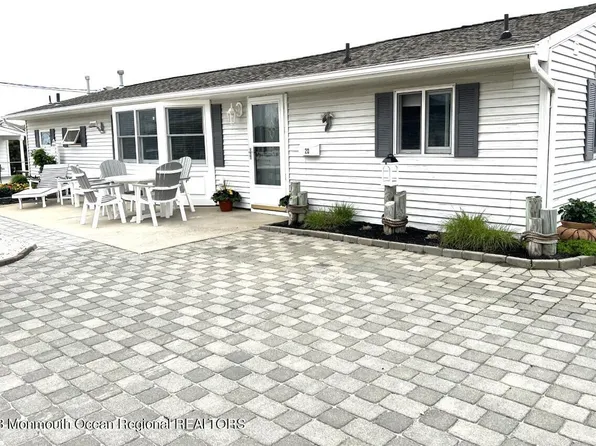 20 E Tuna Way, Lavallette, NJ 08735