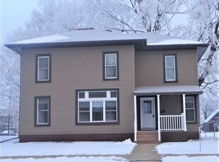 116 5th Ave E, Cresco, IA 52136