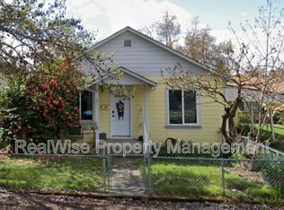 511 SE J St, Grants Pass, OR