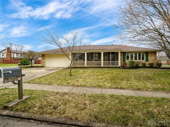 1207 Hamlet Dr, Xenia, OH 45385