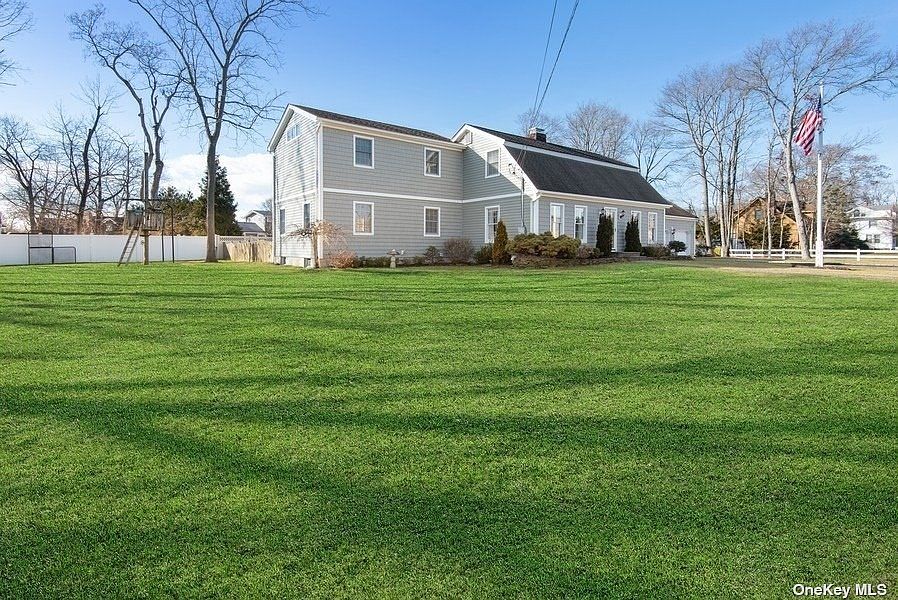 180 Atlantic Ave, Blue Point, NY 11715 MLS 3454649 Zillow