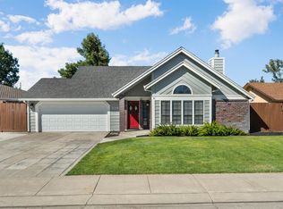 229 Oak Ave, Ripon, CA 95366