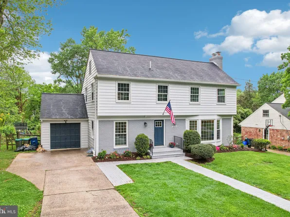 11710 Magruder Ln, Rockville, MD 20852