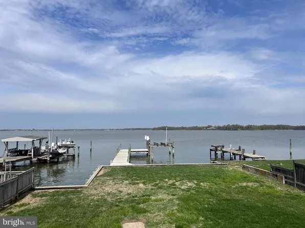 9120 Hinton Ave, Sparrows Point, MD 21219