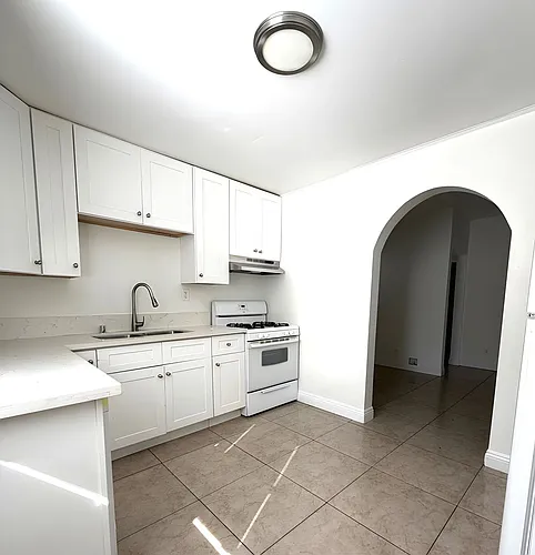 3561 Atlantic St Photo 1