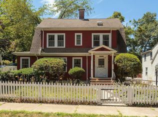 70 Woodside Rd, Winchester, MA 01890