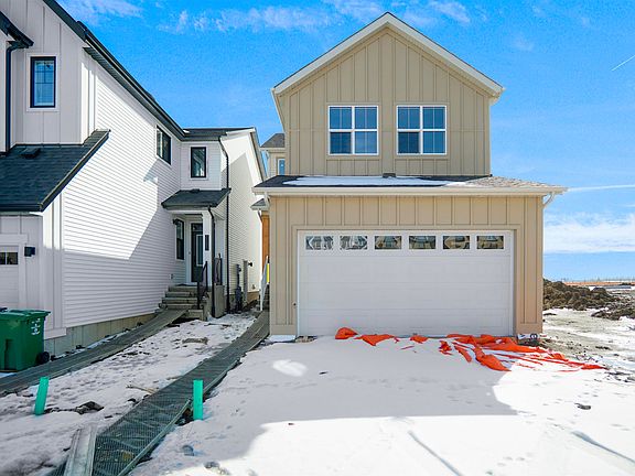 2nd image of 7103 50a Ave