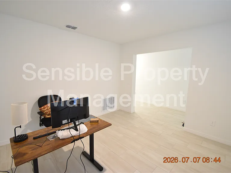 10056 Blazing Saddles Dr — Photo 24