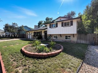 930 Potter Dr, Colorado Springs, CO 80909