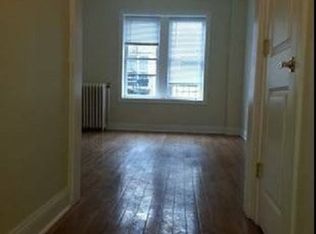 38 Broadway, Bayonne, NJ 07002