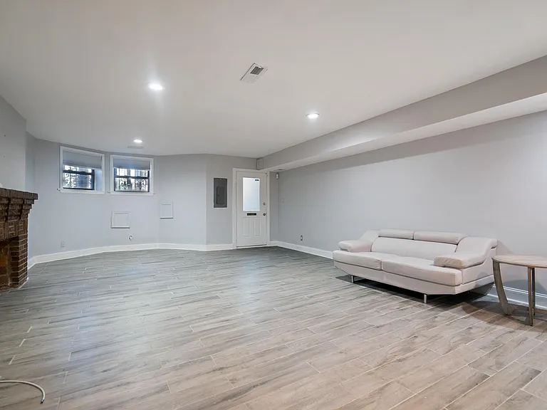 1116 Rhode Island Ave NW #B — Photo 10