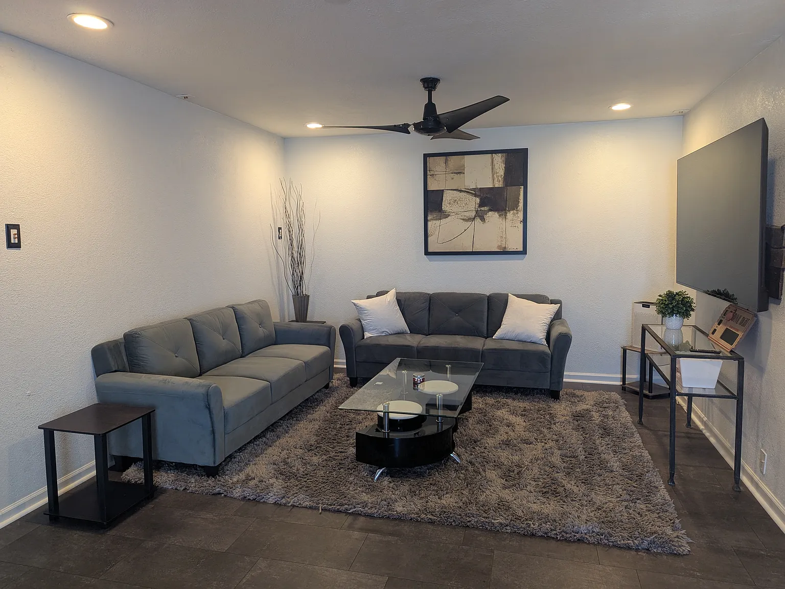 4521 W Shaw Butte Dr — Photo 2