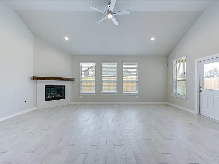 27006 Wandering Glen Ln — Photo 19
