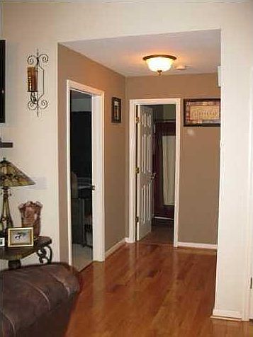 2nd image of 279 Melissa Dr