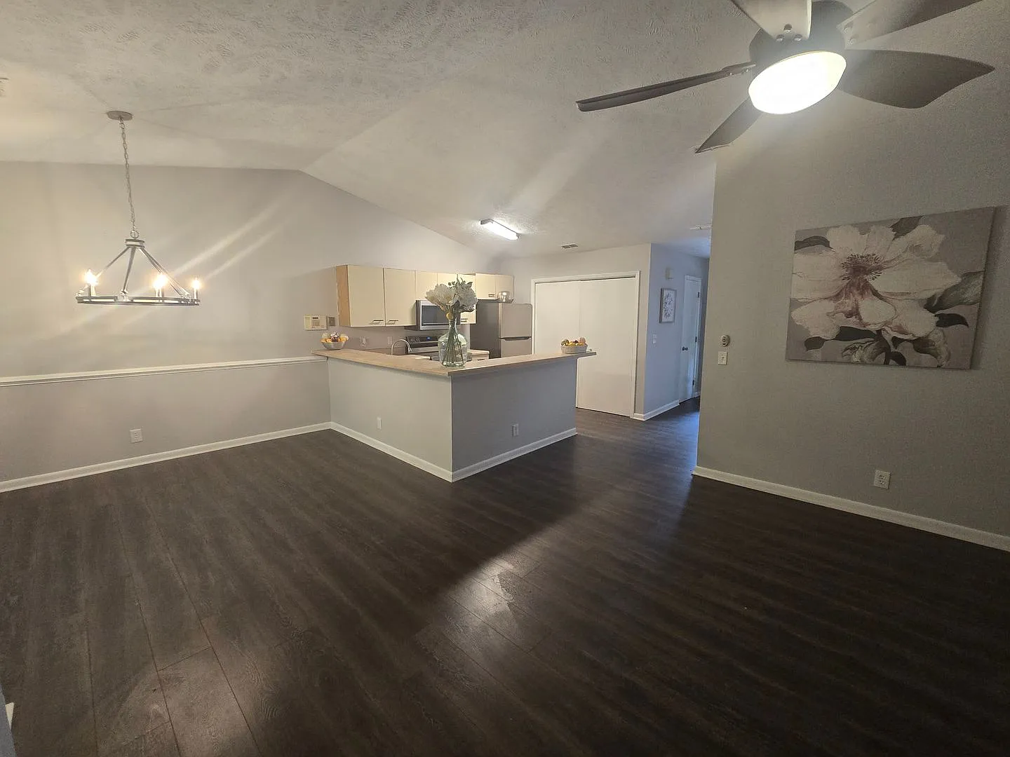 6764-8 Willowbrook - Stewarts Creek — Photo 4