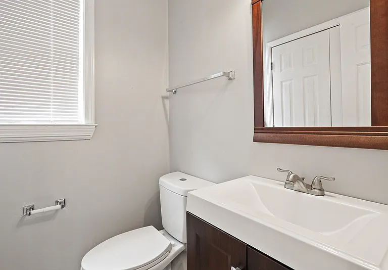 90 Richardson St SE — Photo 14