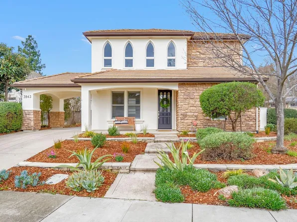 3943 Pomo Pl, Davis, CA 95618