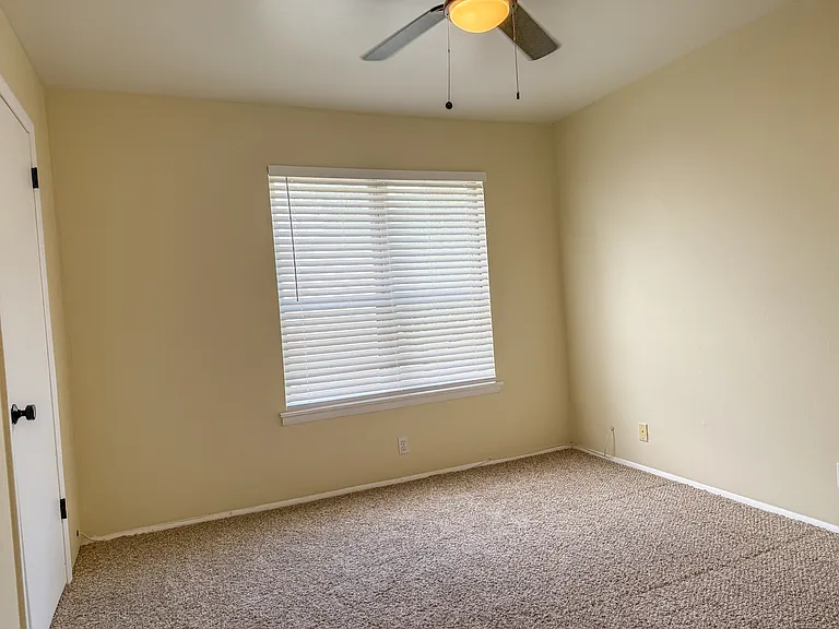 7321 S Yale Ave #219 — Photo 10