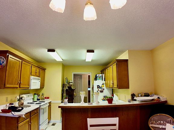 4th image of 100 Plantation Dr