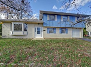 40 Westbrook Rd, Howell, NJ 07731