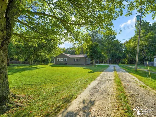 14160 Hoeft Rd, Van Buren Township, MI 48111