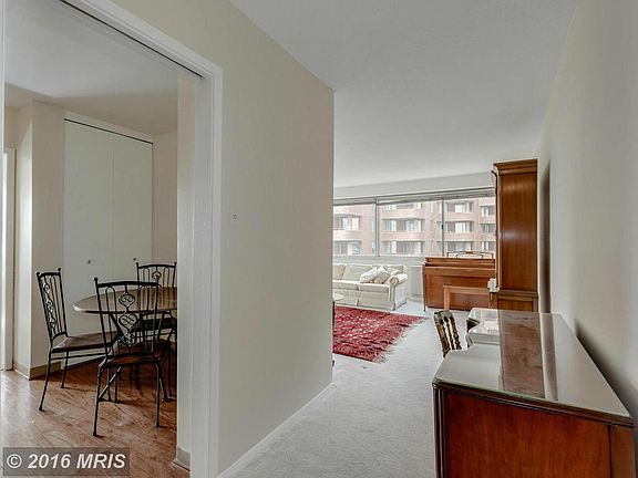 5th image of 4515 Willard Ave APT 1010S