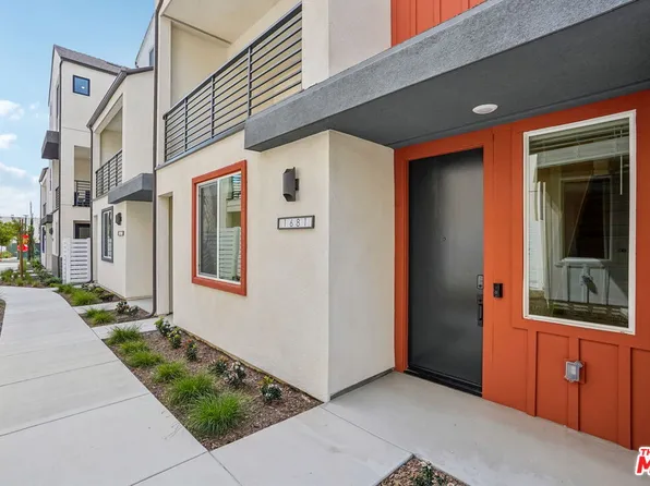 1681 Coral Sea Ln, San Pedro, CA 90732