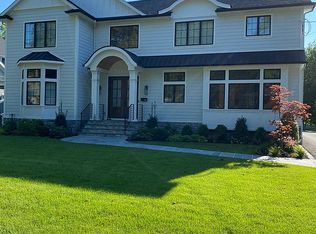 192 Pinelynn Rd, Glen Rock, NJ 07452