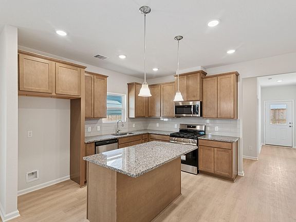 7th image of this home