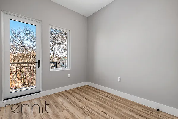 Rented by Rennit Inc. | media 3