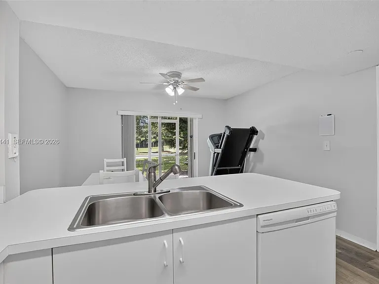 9470 Tangerine Pl #105 — Photo 15