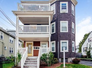 62 Summer St, West Roxbury, MA 02136