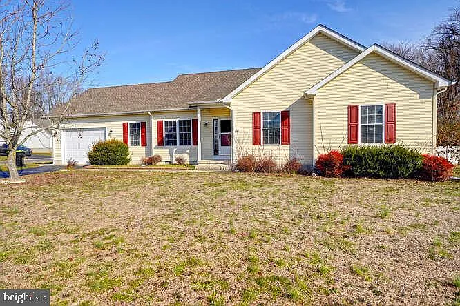 110 Fox Dale Rd — Photo 1