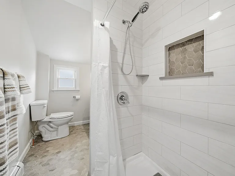 386 Kinderkamack Rd — Photo 5
