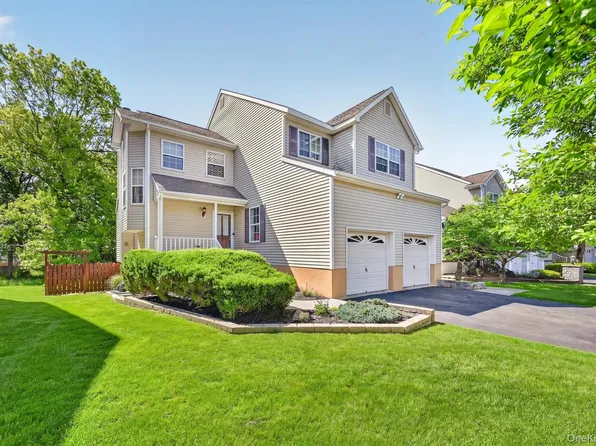 20 Alexander Drive, Washingtonville, NY 10992