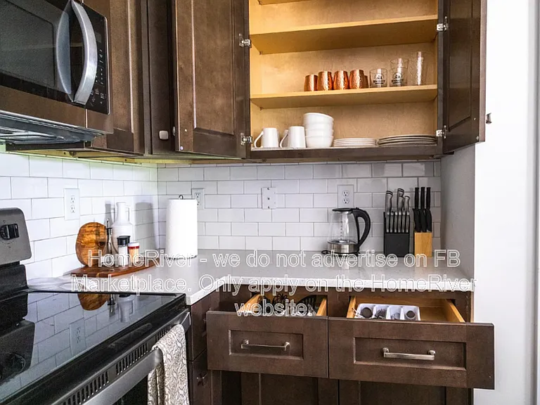 621 Northway Dr — Photo 5