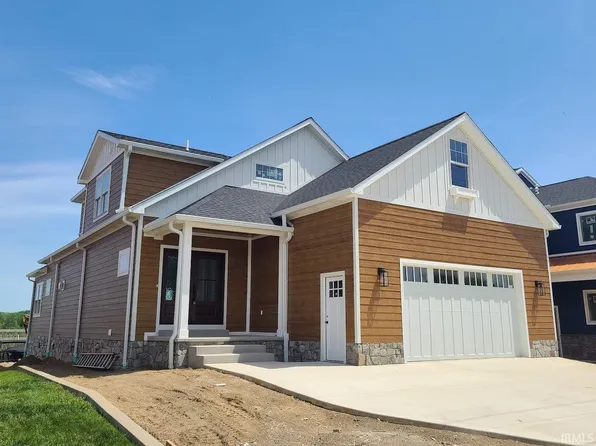 1422 S Harkless Dr #A, Syracuse, IN 46567