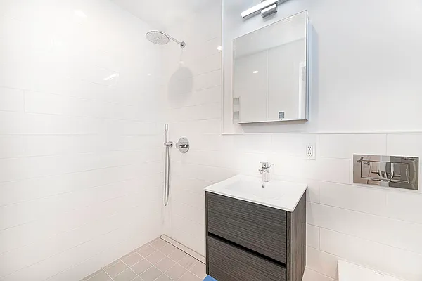 Rented by REAL New York | media 55