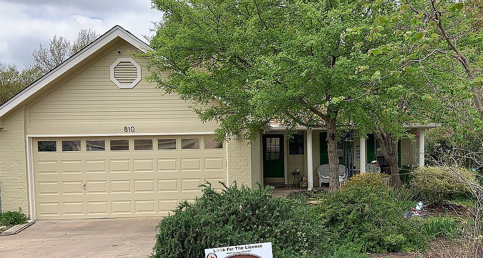 1st image of 810 Valley Meadow Dr