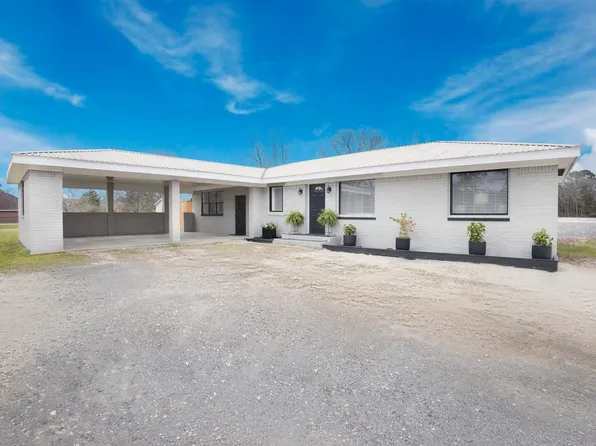 3709 Beaumont Ave, Liberty, TX 77575