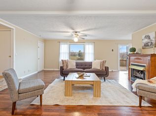 2054 Ridgecrest Dr, Dickson, TN 37055