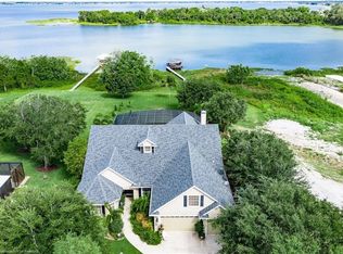 115 S Bear Pointe Dr, Lake Placid, FL 33852