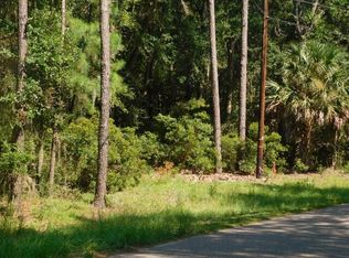 8662 Palmetto Rd, Edisto Island, SC 29438