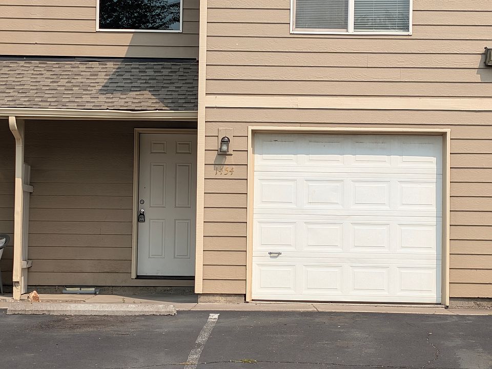 1st image of 1454 SW 16th St