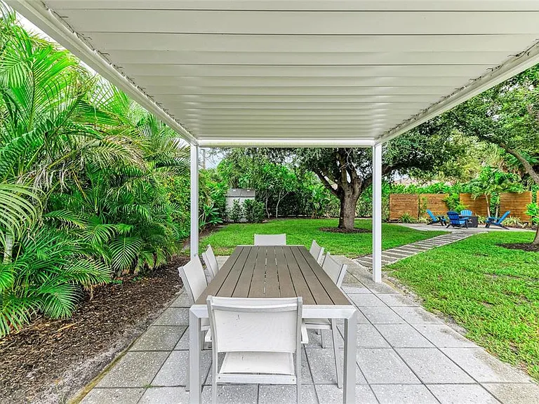 302 San Marco Dr — Photo 19