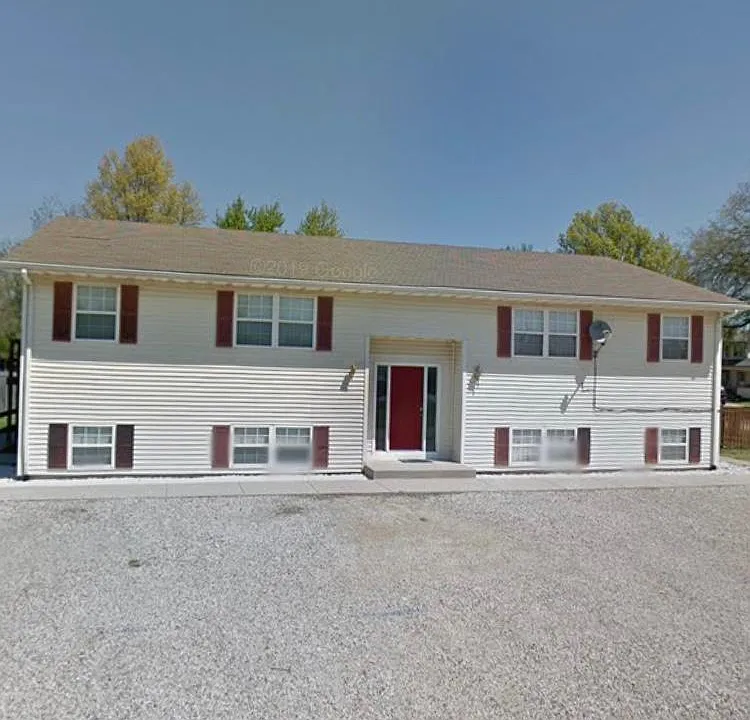 2 W Wamage St #3